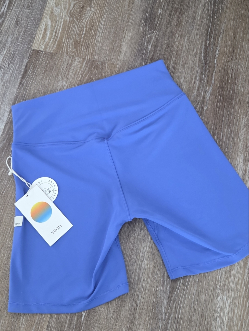 Vuori AllTheForm High-Rise Performance Bike Shorts Bright Iris NWT Athletic HTF - Picture 14 of 14